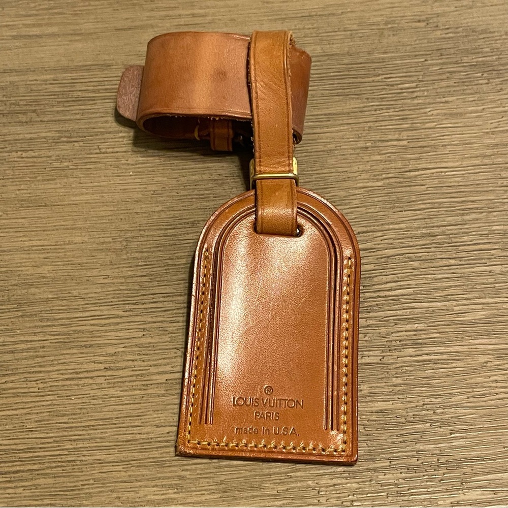 Louis Vuitton Brown Leather Bag Tag and Poignet